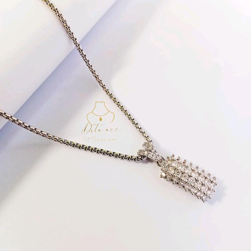 Kalung Titanium Plus Liontin Balok Permata Elegan dan Minimalis Awet di Pakai Harian Anti Luntur dan Karat Fashion Wanita Kekinian 3