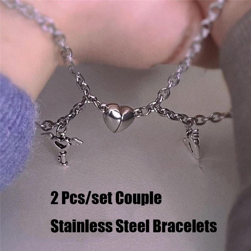 Set 2 Vòng Tay Thép Titan Phối Khóa Nam Châm Hình Trái Tim Cho Cặp Đôi
