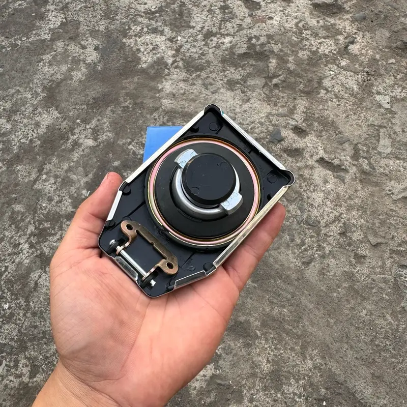 TUTUP TANGKI GLPRO NEOTECH GL MAX FULL CROME Kunci Motor 4