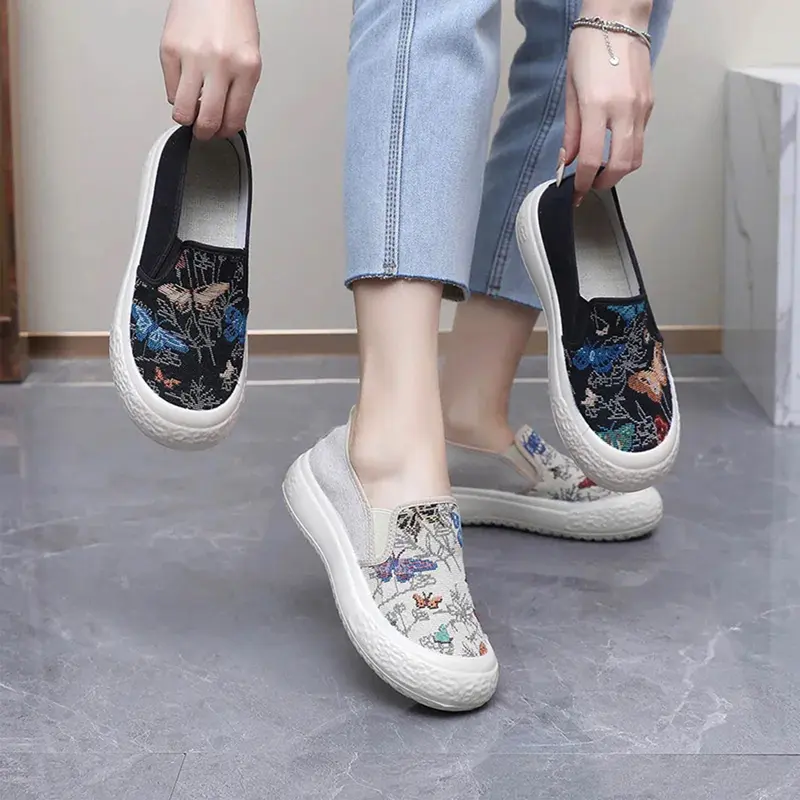 RUIMO Sepatu Wanita Slip On Fashionable Motif Butterfly - TM Merah Shoes Karet Trendy 6