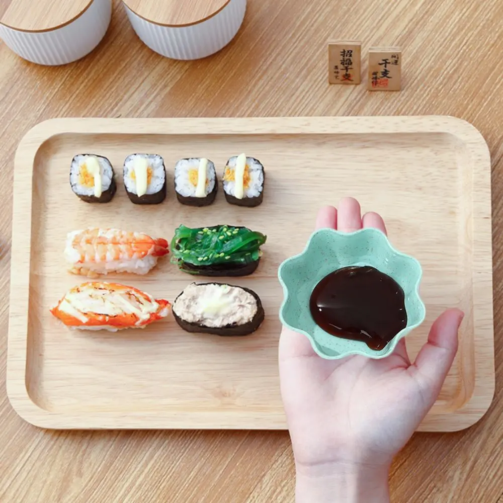 Kitchen Sauce Oil Salt Plum Bossom Shaped Dish Seasoning Bowl Small Plates