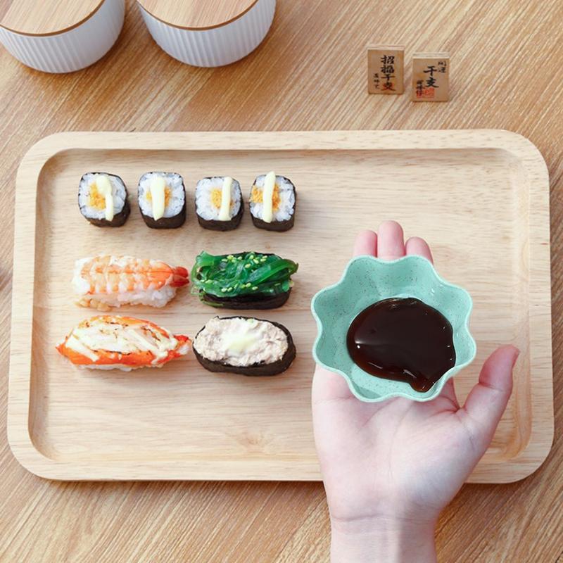 Kitchen Sauce Oil Salt Plum Bossom Shaped Dish Seasoning Bowl Small Plates 0