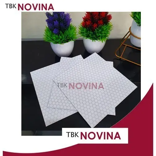 TATAKAN ALAS KUE / CAKEBOARD / CAKE BASE KOTAK BEEHIVE 1