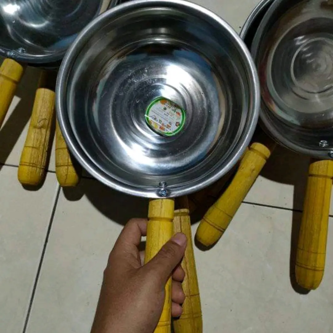 panci stenlees gagang kayu,.