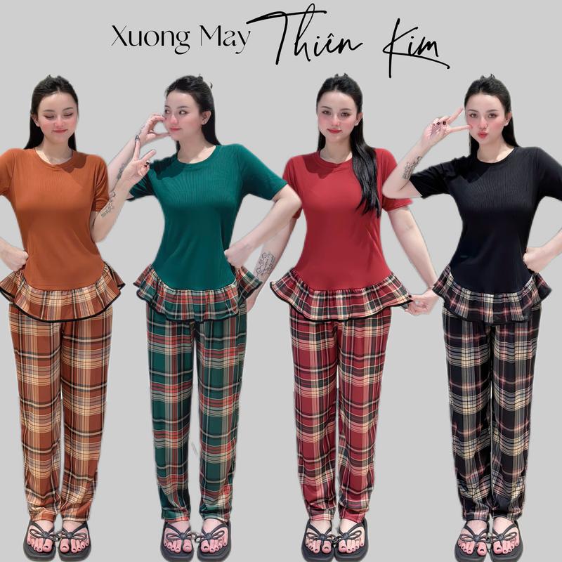 Đồ bộ mặc nhà thun gân áo tay ngắn cổ tròn phối bèo caro quần ống suông caro