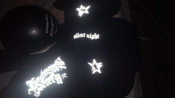 Product Review of Hoodie boxy fit reflektif Silent Nigh Unisex  Fleece tebal 280 gsm | Sablon Reflektif Silver Free Stiker from M**b 0
