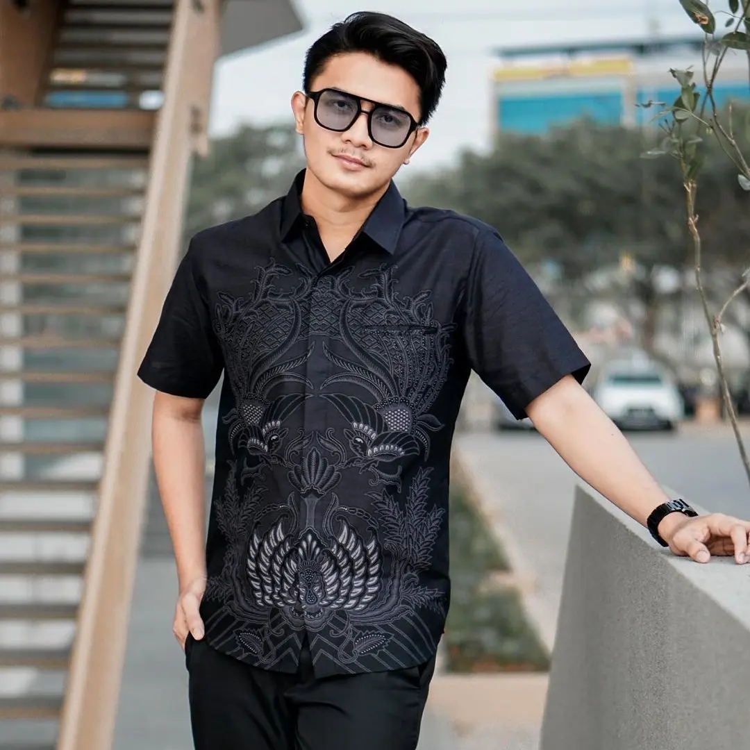 KEMEJA BATIK LENGAN PENDEK MEWAH KATUN ADEM