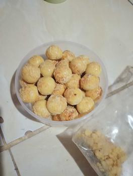 Product Review of Aneka kue kering/ Nastar keju/ kastangel keju dan kue kering lainnya Food Frozen Makanan from R**i 1