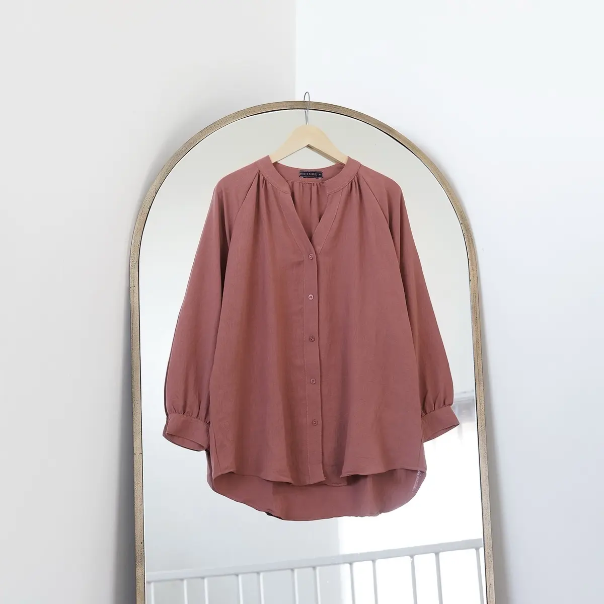 Bigisimo - Aversa Blouse | Kemeja Atasan Wanita Basic Polos Airflow Crinkle Casual Panjang Bigsize Jumbo