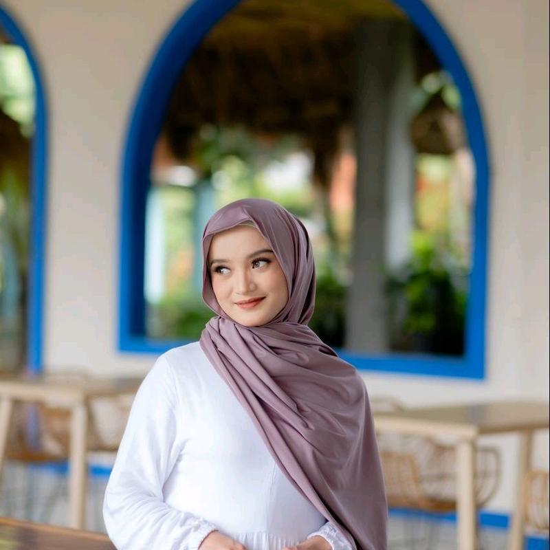 Hijab Pashmina Kaos Bahan Jersey kerudung Wanita Muslim 1