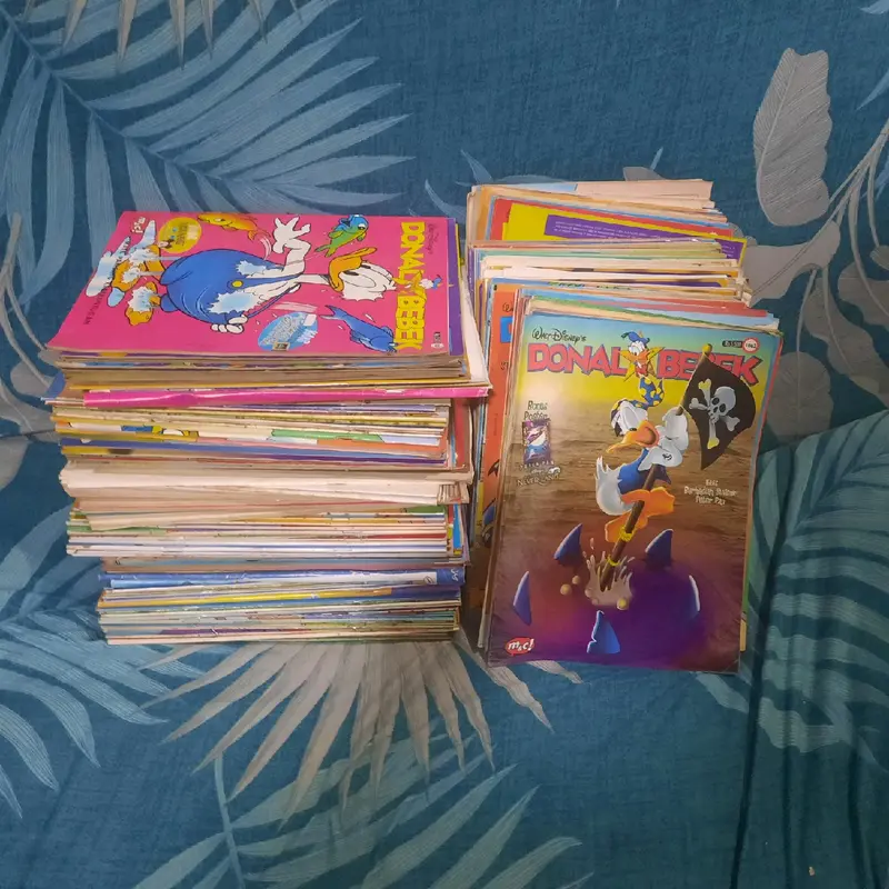 Paket 10 Komik Donal Bebek Majalah Paman Hober Walt Disney 1