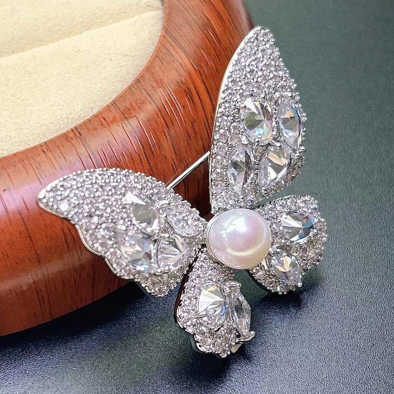Product Introduction of Round freshwater real pearl handmade brooch for women paired with jewelry Daily 5