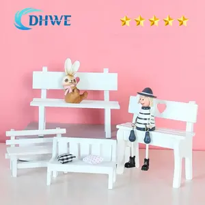 DHWE Hiasan Meja Bentuk Kursi Untuk Pajangan Action Figure