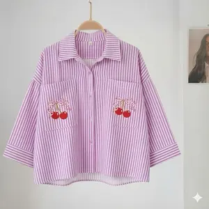 Kemeja Anak Remaja Perempuan Usia 11-12 blouse Salur Premium Fashion Baju Kekinian Motif Sablon Bunga Topi Putih Korean Style Setelan Anak Remaja Katun Salur Premium Desain Garis Garang Topi Putih