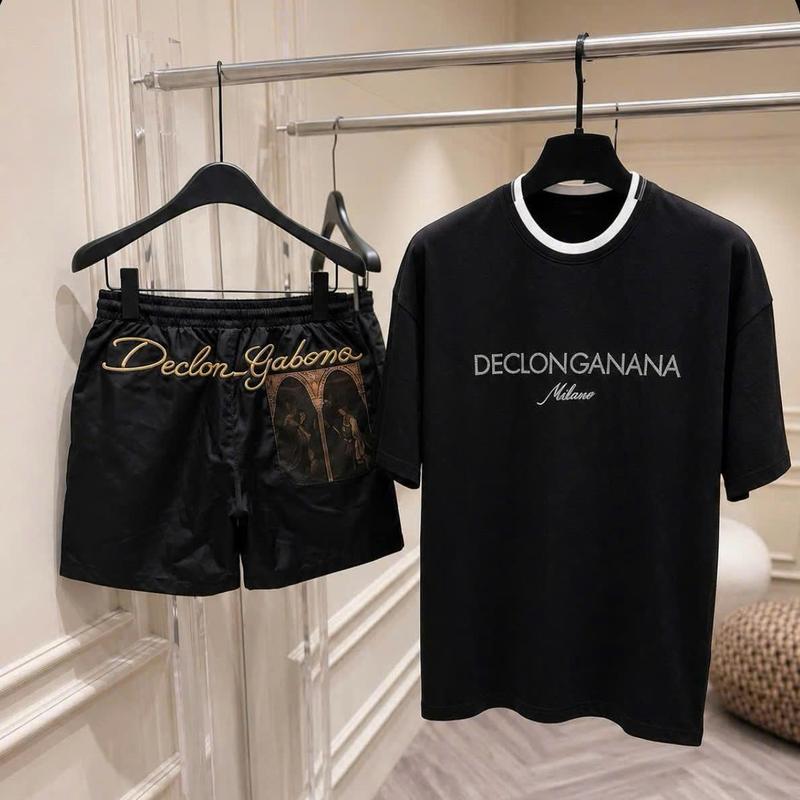 Bộ cộc đỏ mận ( thêu Docl sau quần ) chất cotton dành cho nam nữ from unisex