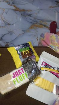 Product Review of BUY 2 GET 1 MARSHMALLOW JUSTFLUFF [MYSTERY MINEKRAPT] [HALAL] [PROMO] from n**_ 0