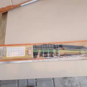 ￼Wiper Arm dan Karet Mobil Mitsubishi L300 Lama Original