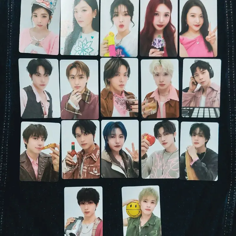 (READY STOCK) Album SMTOWN 2025 Family ver NCT Dream NCT 127 Red Velvet WayV aespa BoA Kangta Super Junior 0