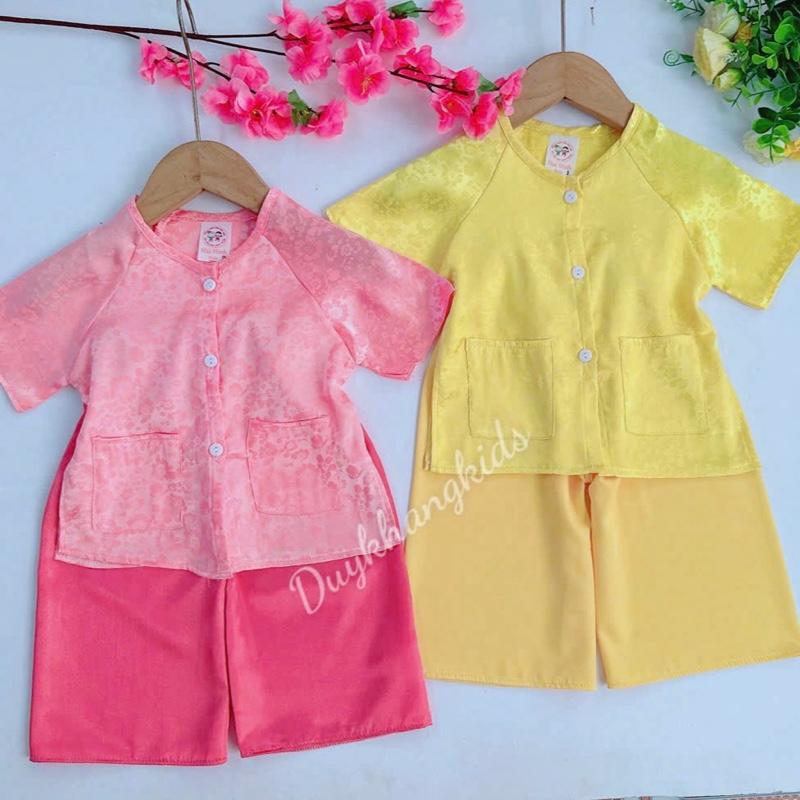 bộ bà ba gấm tay ngắn quần lửng ống rộng vải mềm mát cho bé gái 7 đến 13kg