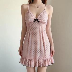 女性用セクシースリープウェアセット、パンティー付きオールシーズン対応ナイトガウン、薄手で快適な女性用ルームウェア
