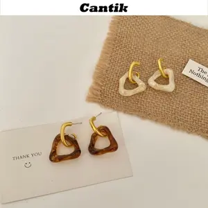 [Cantik]Anting Segitiga Tak Beraturan Amber Putih Tembus Cahaya Wanita Anting Retro Cincin Emas Dua Warna Krem Kuning Y613