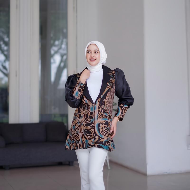 Blazer Batik Wanita Lapis Trikot Motif Yucca - Atasan Kerja Batik Wanita 1
