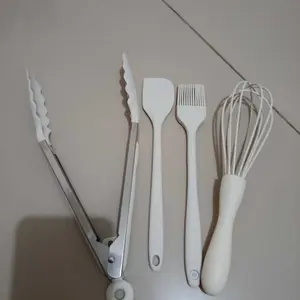 Simpan Indah Set Baking 4PCS Silicone Food Grade Kuas Oles & Alat Baking Tahan Panas Anti Lengket Lembut Awet Mudah Dibersihkan Peralatan Dapur Aesthetic - Kitchenware untuk bakar