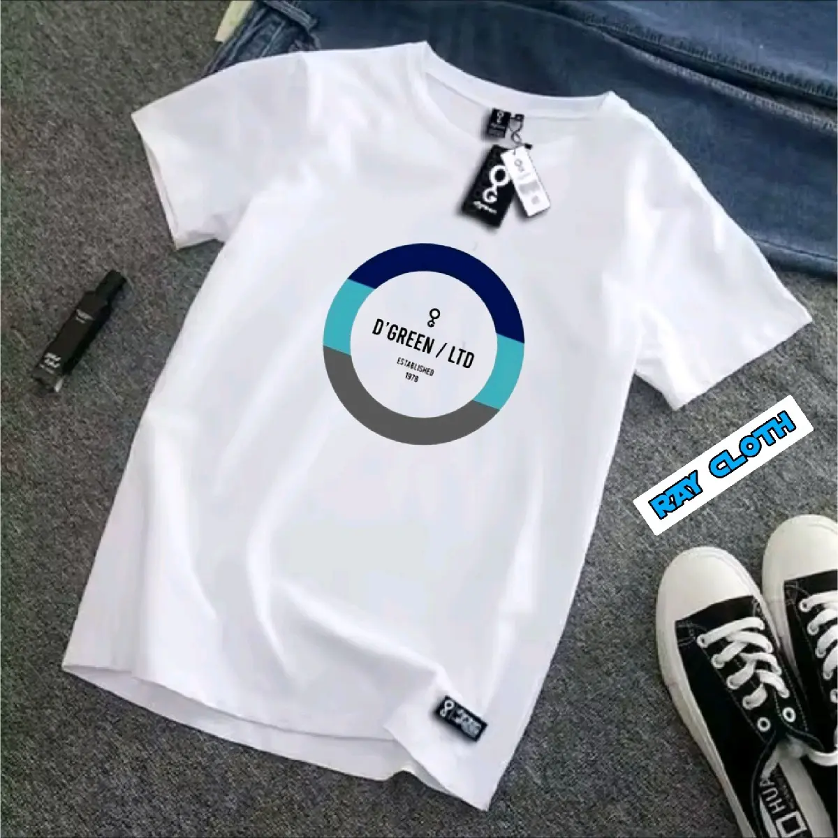 Baju Kaos Distro Cowok Original Keren Kasual Branded Ori Bandung Bahan Katun Combed Lembut Sablon  Motif Simple Baju Pria Dewasa Standar Polos Panjang Atasan