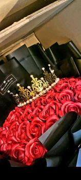 Product Review of Soap Rose Bouquet 55cm with 33 Stalks and Crown Topper 5 Color Variants Perfect for Any Special Occasion Elegant Floral Gift Highlighting Royalty and Lasting Beauty from P**a 0