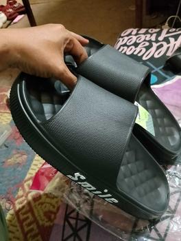 Product Review of Sandal Cowok Selop Karet Smile Type 913 Sandal Outdor dan Indoor Anti Slip Anti Air Bahan EVA  Tidak Bau  Pria Shoes Sendal from 🌹**h W**n E**🌹 1