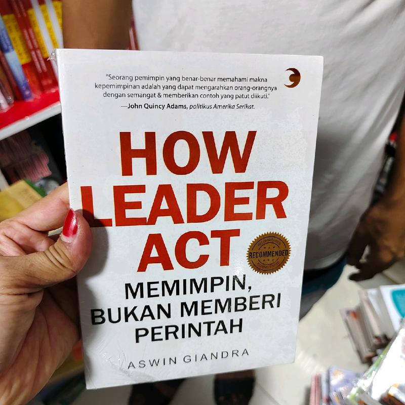 paket 4 buku,how leader act, crypto investing principle, crypto trading guide, crypto smart money. langsung dapat 4 buku. 6
