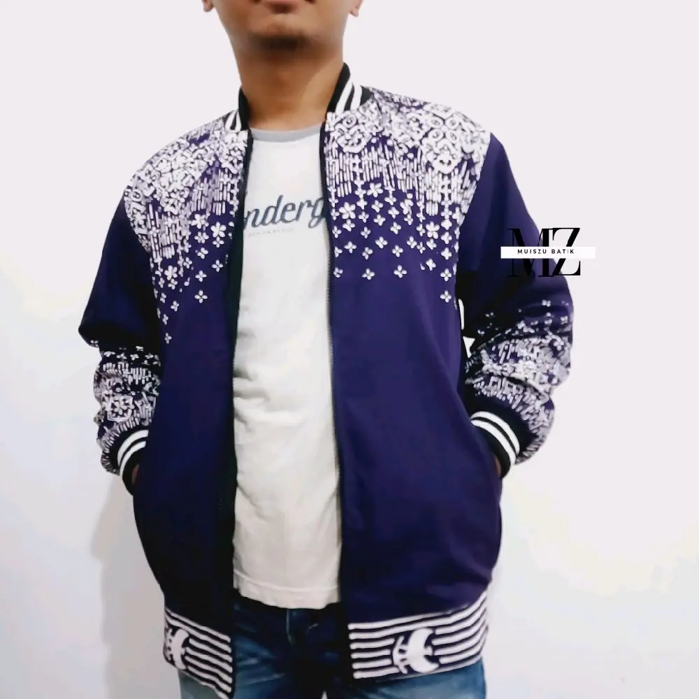 BATIK HAJI BOMBER SEREGAM HAJI MODEL JAKET