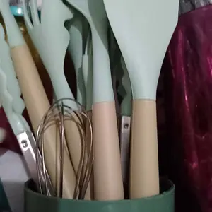 12 in 1 spatula silikon tahan panas utensil set 12 in 1 alat masak set sodet / Set Spatula 12 in 1 Silikon Anti Panas Peralatan Masak Sutil