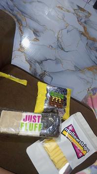 Product Review of BUY 2 GET 1 MARSHMALLOW JUSTFLUFF [MYSTERY MINEKRAPT] [HALAL] [PROMO] from n**_ 2
