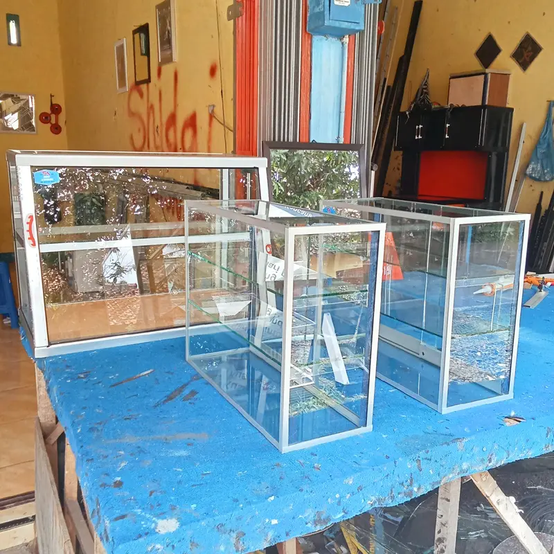 etalase warung makan minimalis 4