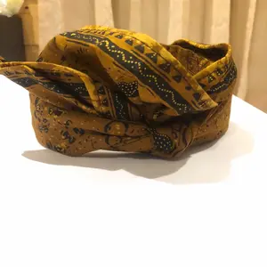 Udeng Batik Udeng Bali - Topi Tradisional