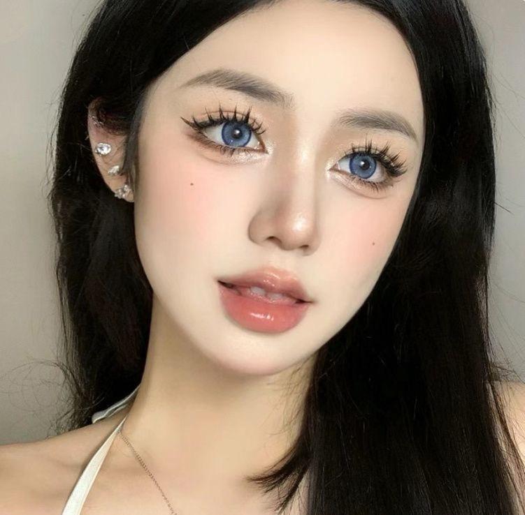 Product Introduction of 5D Glue-free Lashes | YLM 144Pcs large capacity Cluster Upgraded Softer(No Need Glue)| 24 rows of non removable tech wrl Case &/ FREE Pea Tweezers  Sunflower, Mermaid, Camellia, Volume Bloom, Lazy Trilogy & 10 Styles | Non Adhesive | natural wispy lashes 17