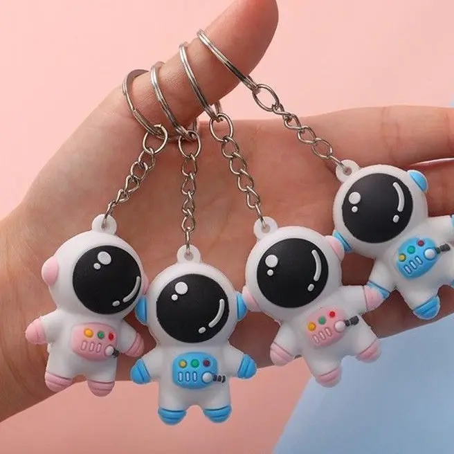Creative Spaceman Keychain Schoolbag Pendant Kindergarten Children Gift Small Gift Prize for the Whole Class Children