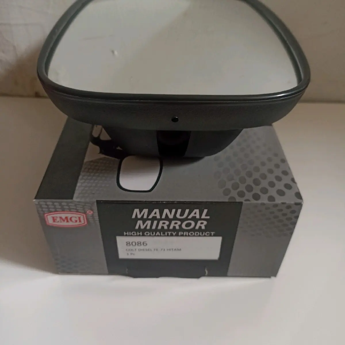 Spion mobil canter FE71 HITAM