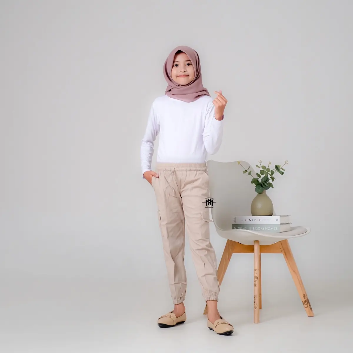 Celana Joger Cargo Anak Tanggung usia 9-12 tahun bahan  Katun combad premium model Santai motif Polos Highwaist Perempuan Fashion
