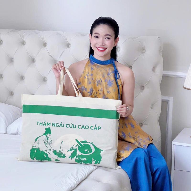 [BẢO HÀNH 12 THÁNG] Thảm Ngải Cứu Cao Cấp, Thảm Ngải Cứu Đông Y Nội Địa Trung Hỗ Trợ Đau Vai Gáy, Đau Lưng, Nhức Mỏi Xương Khớp