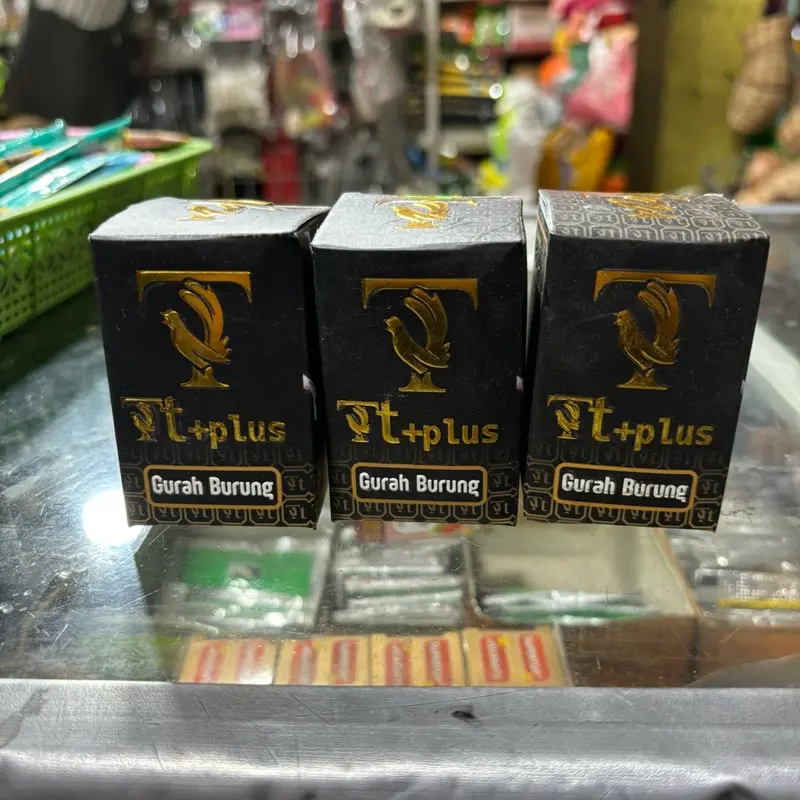 Tt PLUS OBAT GURAH BURUNG VITAMIN Tt+Plus OBAT t plus GURAH BURUNG MURAI BATU KACER C IJO KENARI 1