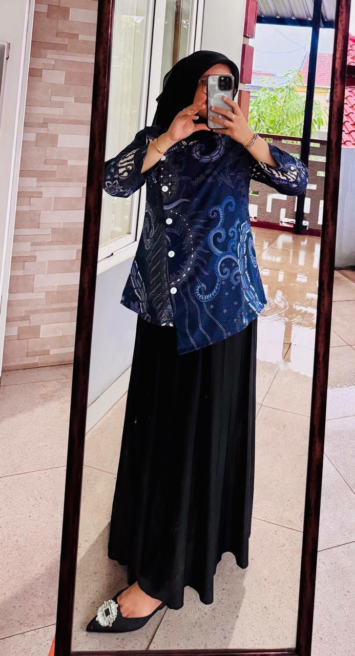 Product Introduction of Baju Kerja Wanita Modern Simpel Atasan Clemira 7/8cm Dewasa Cewe Top Casual-Katun,Panjang,Oversize,Basik,Hitam,Shakila 4