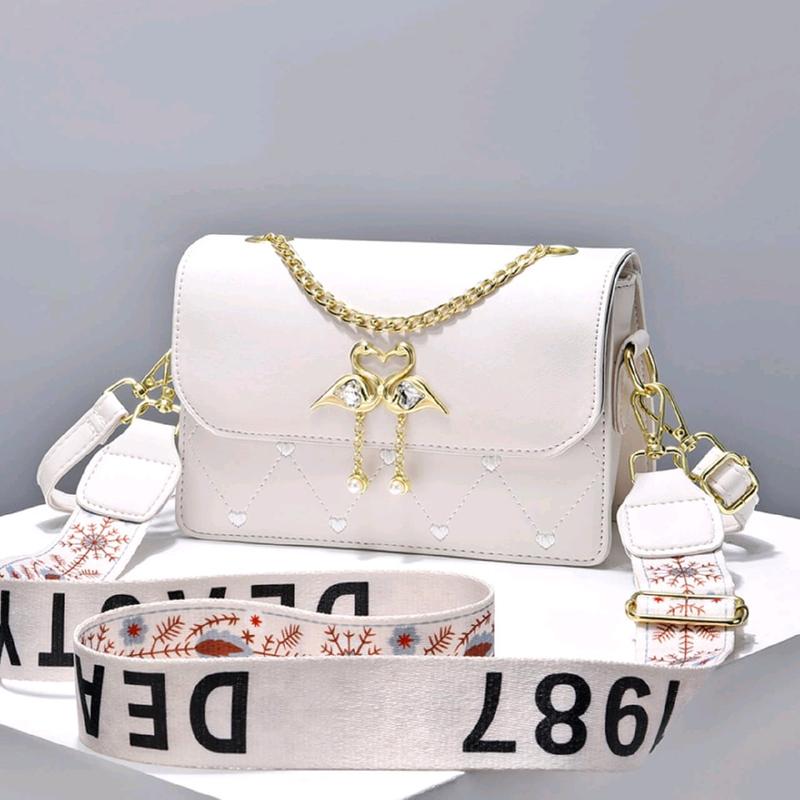 Tas Cantik Wanita dari Brand Terkenal 2