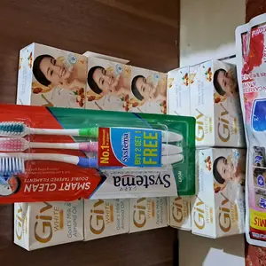 Systema Sikat Gigi Smart Clean Soft isi 3pcs