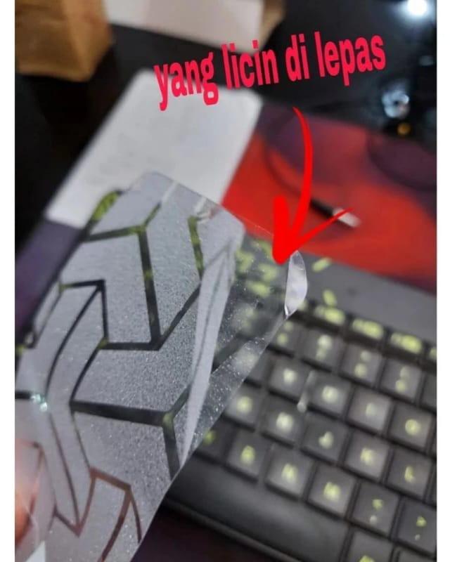 Product Introduction of SKIN CARBON MOTIF TRANSFORMERS GARSKIN PELINDUNG BELAKANG HANDPHONE COCOK UNTUK HP OPPO SEMUA TYPE LENGKAP Transparan 18