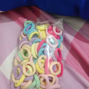Karet rambut 200pcs / karet rambut donut pouch warna warni