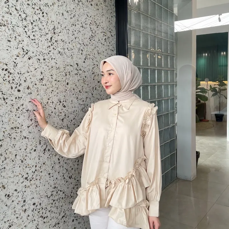 ELEA TOP | ATASAN WANITA | ATASAN KEKINIAN | ATASAN KOREAN STYLE | TUNIK WANITA | TUNIK PUTIH | ATASAN PUTIH 6