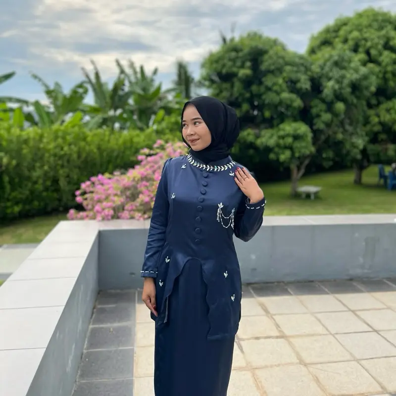 Navy + rok satin
