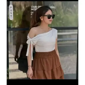 Terlaris Valentina Top Atasan Wanita One Shoulder Valentina Twist Top Korean Basic Tanpa Lengan
